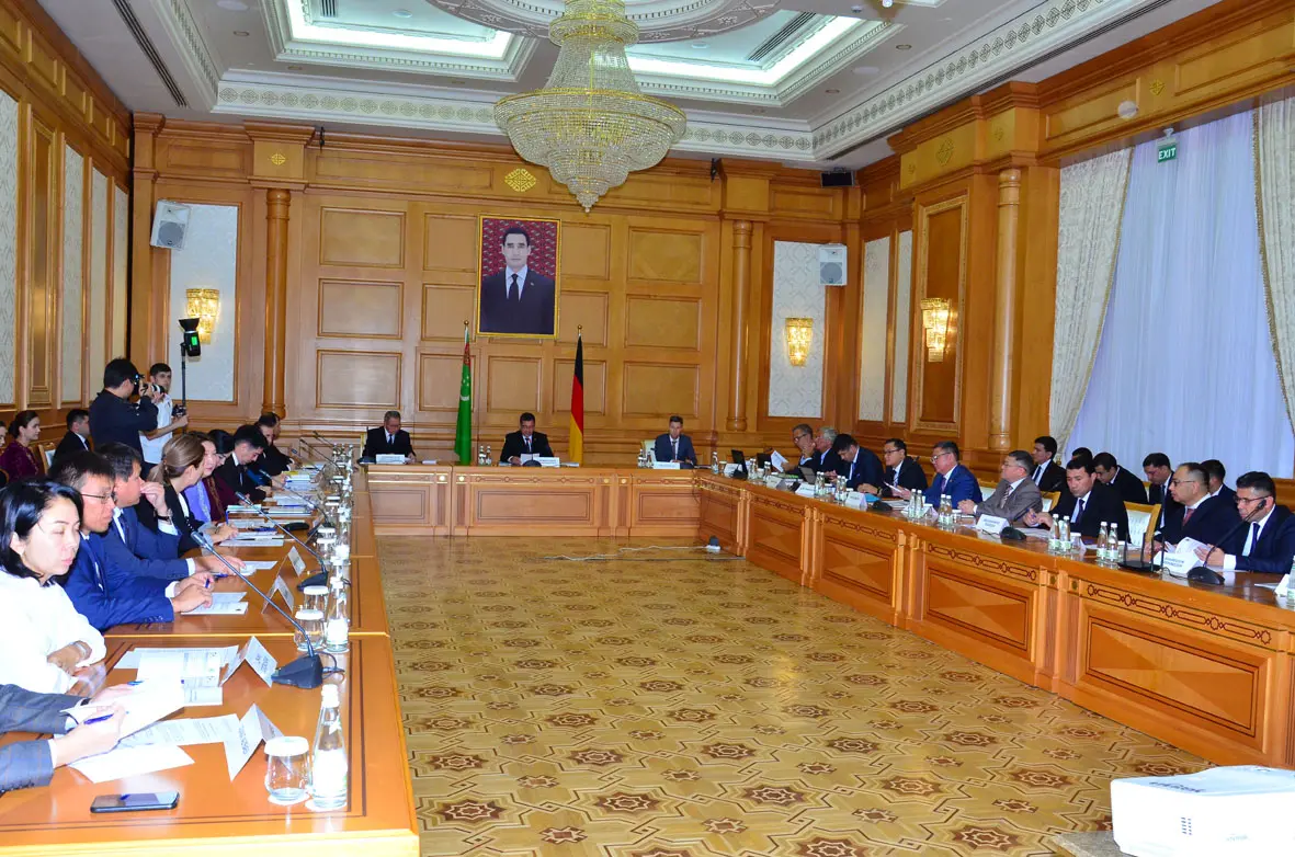 FIFTH REGIONAL SEMINAR FOR JUDGES OF THE ADMINISTRATIVE CASES
