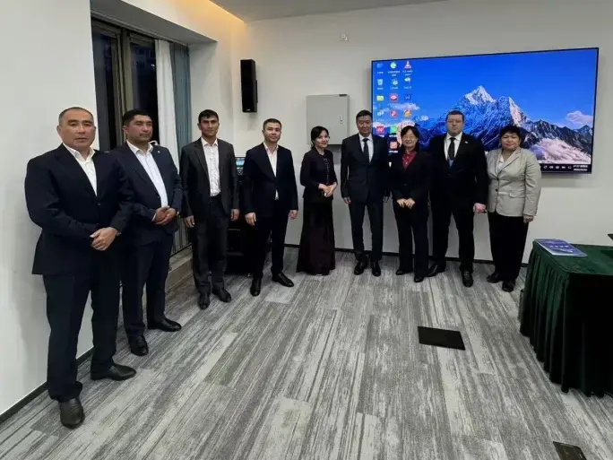 Training seminars for civil servants from Central Asian countries are being held in Beijing.